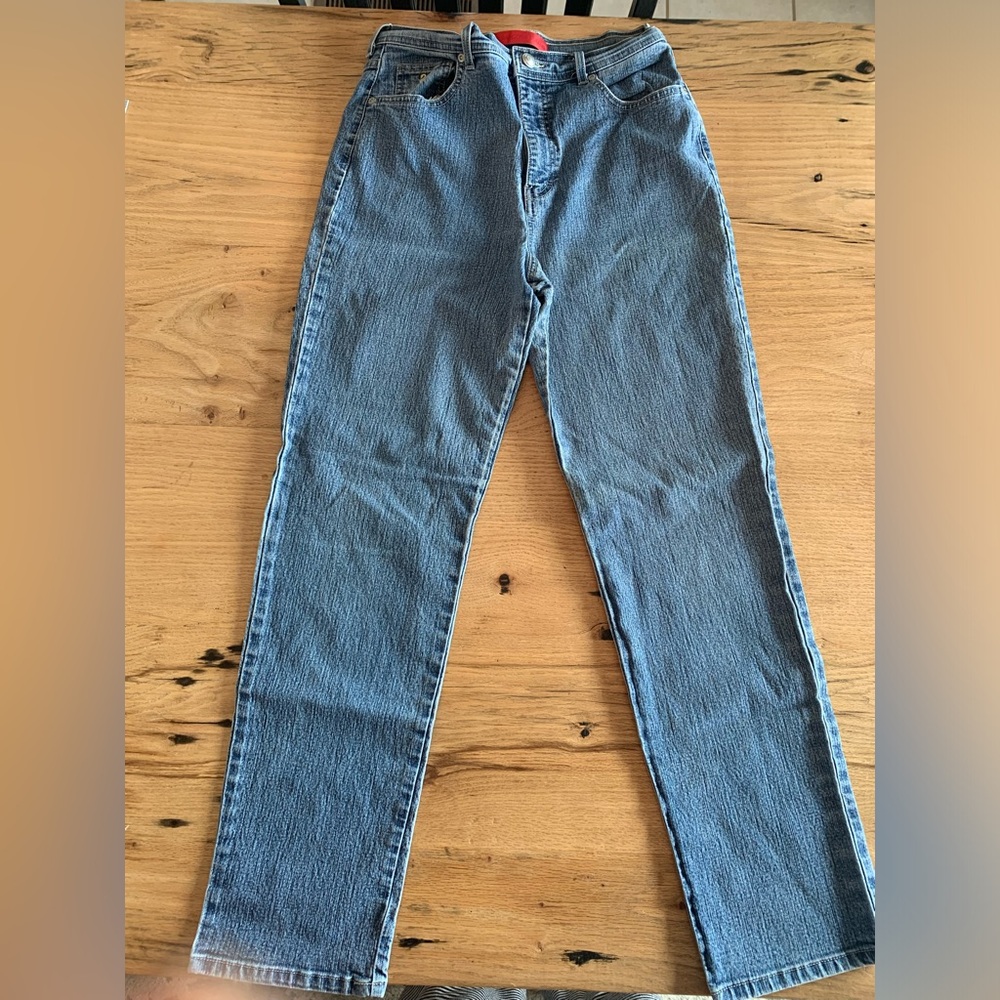 Gloria Vanderbilt Denim Jeans Straight Leg Light Wash Blue Women’s 10‎ Preloved